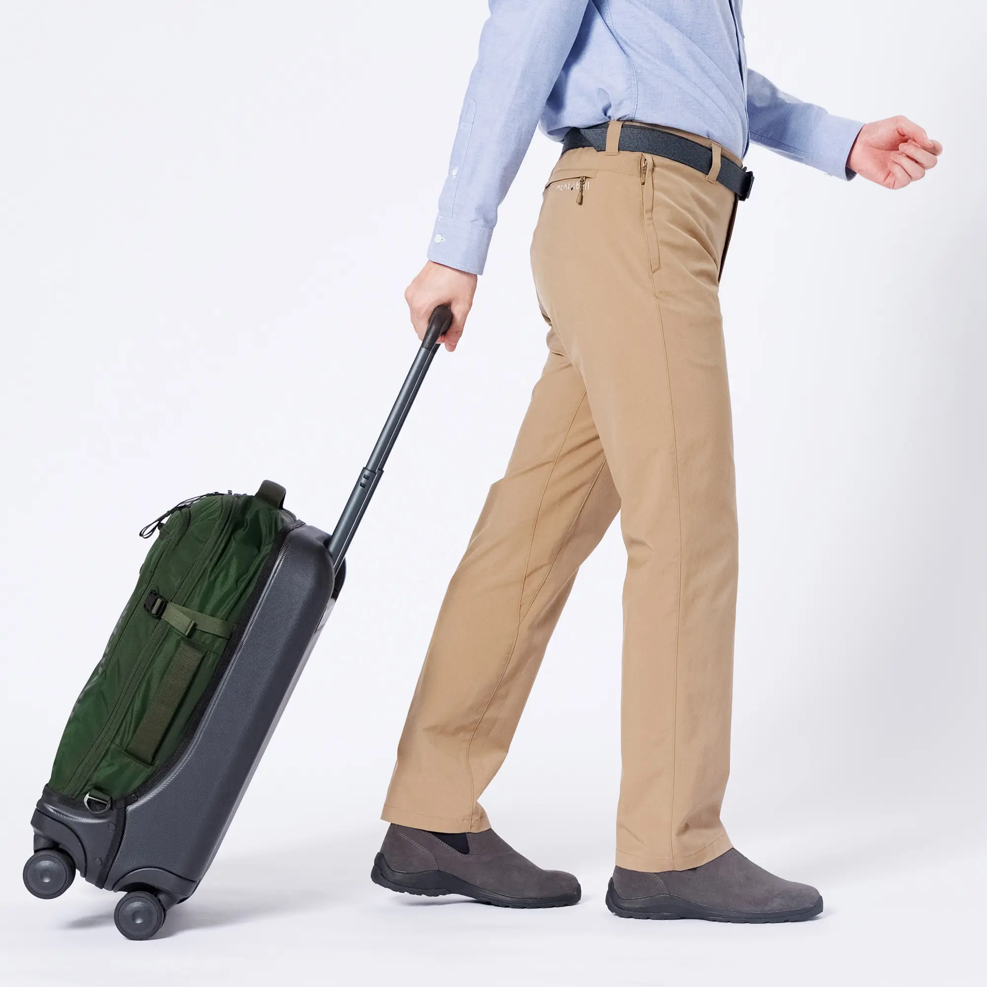 Montbell 4-Wheel Bag 40 - Image 6